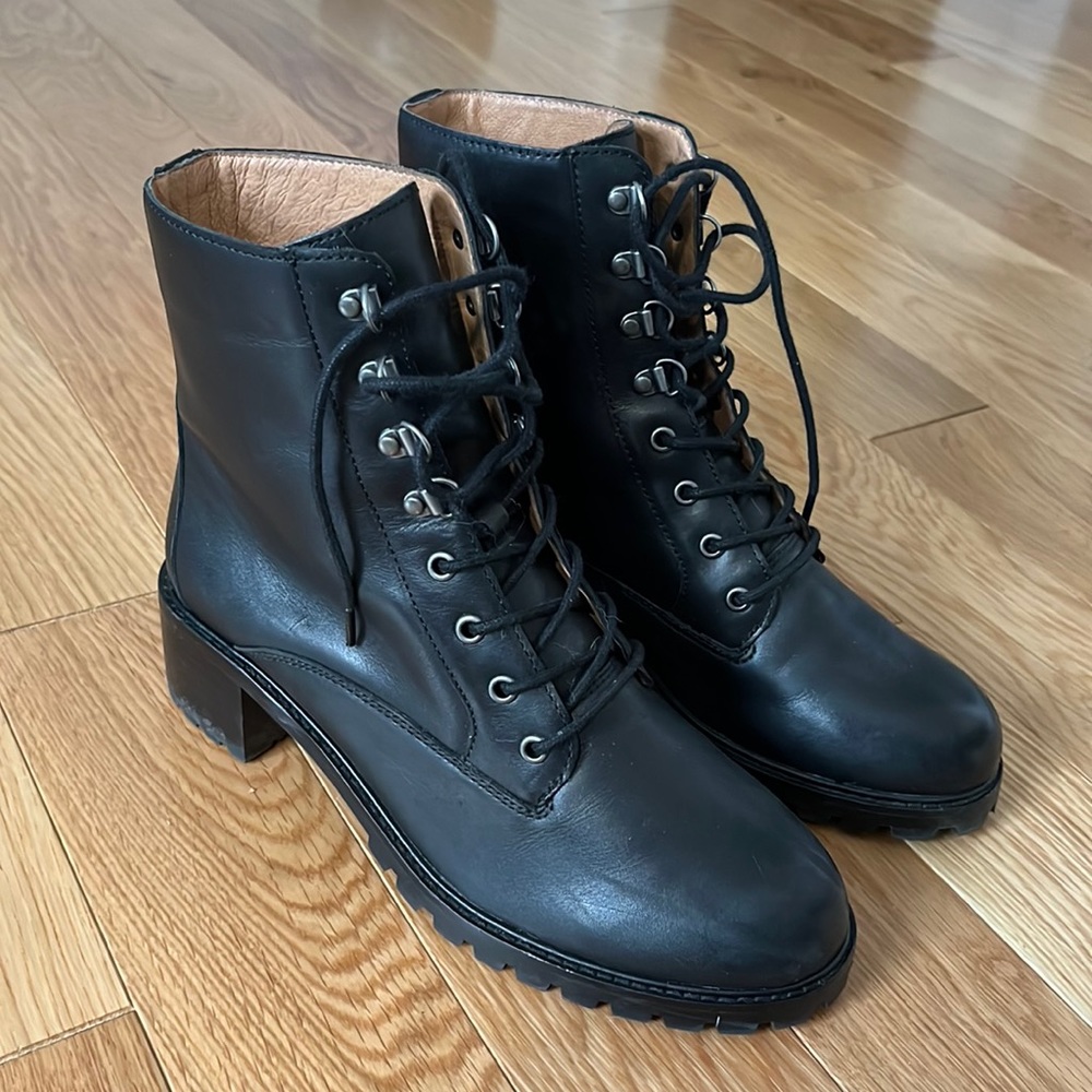 Sold out online - Lace-up Lugsole Boot